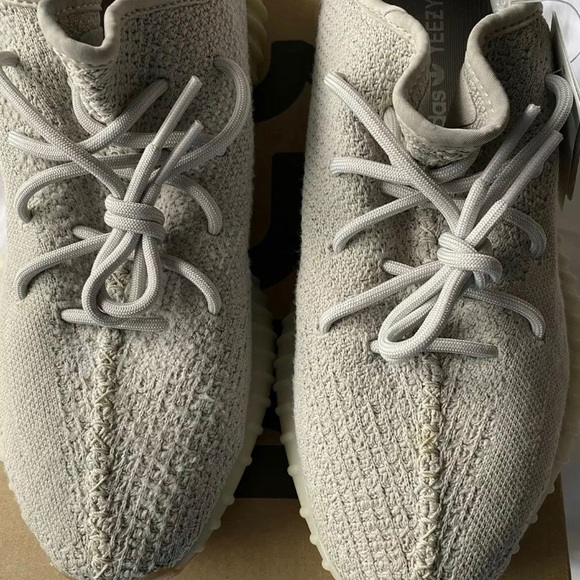 Adidas Yeezy boost 350 v2 sesame SZ :4 - Picture 3 of 6